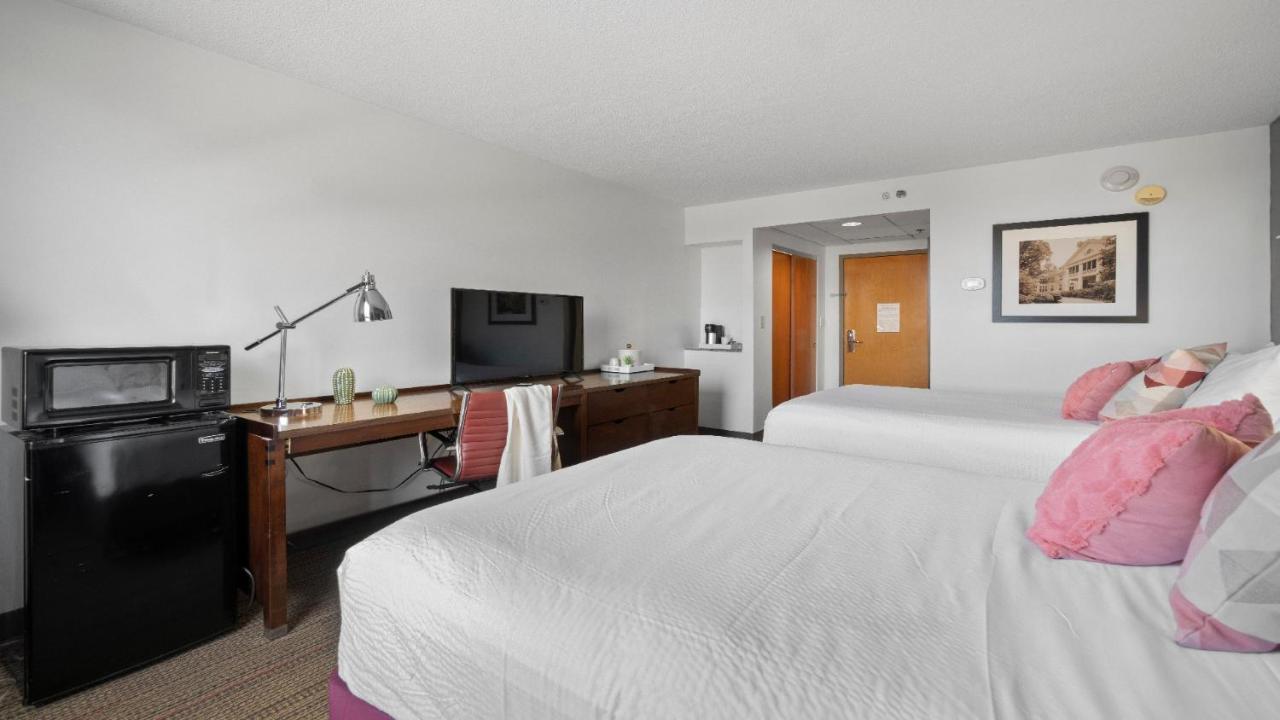 315 Loso Hotel Airport Charlotte Dış mekan fotoğraf